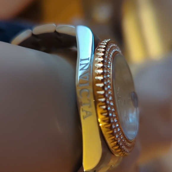 Invicta Angel Watch - Picture 7 of 10